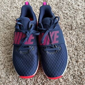 Nike Women’s renew in season t9 Navy and Pink Sneakers